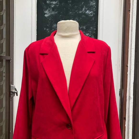 Vintage • Red Blazer Suede-Like Single Button - Picture 6 of 16